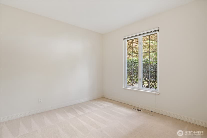 Property photo for 1728 164th Street SE, Mill Creek photo 12