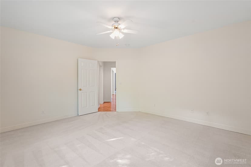 Property photo for 1728 164th Street SE, Mill Creek photo 18
