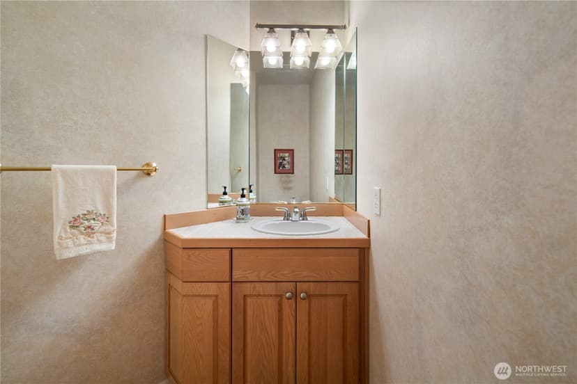 Property photo for 17308 31st Drive SE, Bothell photo 21