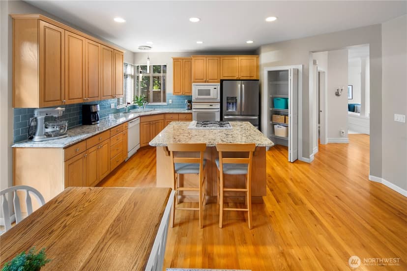 Property photo for 17308 31st Drive SE, Bothell photo 15