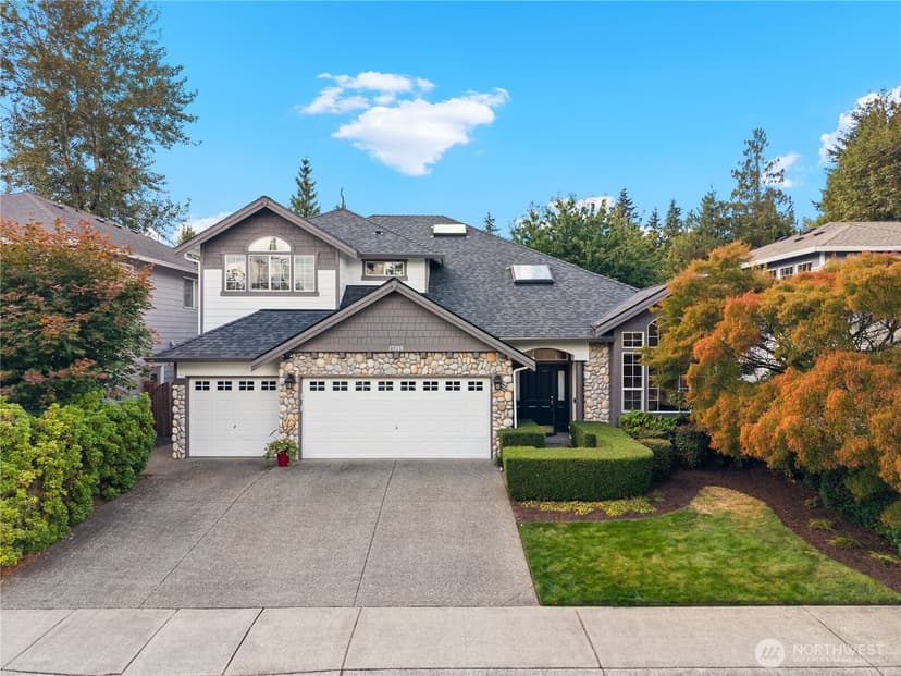 Property photo for 17308 31st Drive SE, Bothell photo 2