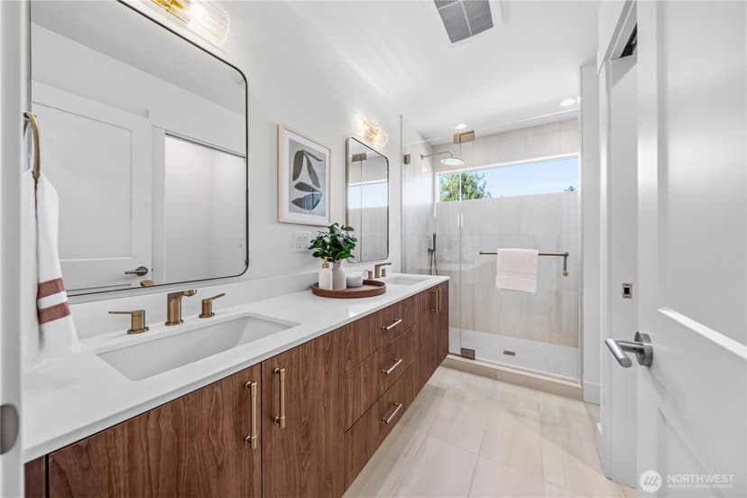Property photo for 14342 Bagley Avenue N, Seattle photo 19