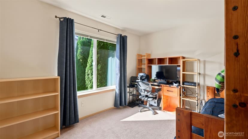 Property photo for 18128 168th Way SE, Renton photo 27