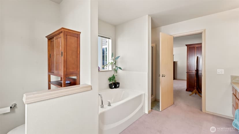 Property photo for 18128 168th Way SE, Renton photo 34