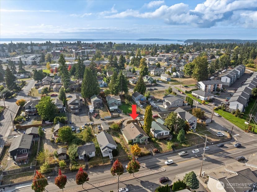 Property photo for 916 E Marine View Drive, Everett photo 32