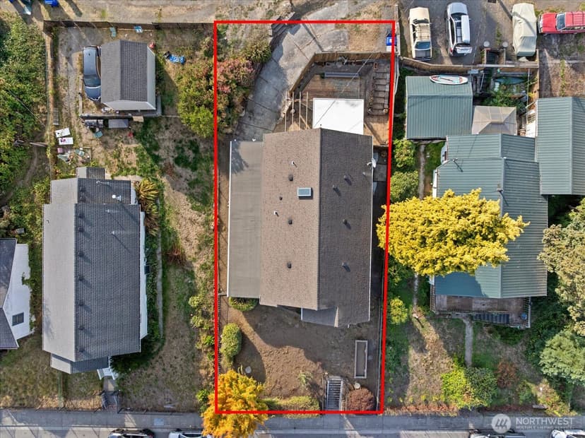 Property photo for 916 E Marine View Drive, Everett photo 30
