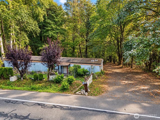 Property photo for 12822 175th Avenue SE, Renton photo 4