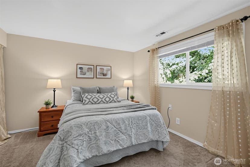 Property photo for 14627 57th Place W, Edmonds photo 10