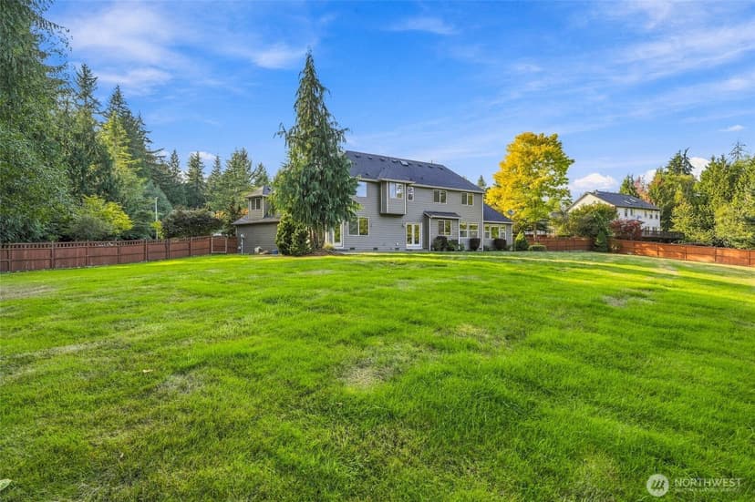 Property photo for 11605 6th Avenue NE, Marysville photo 26