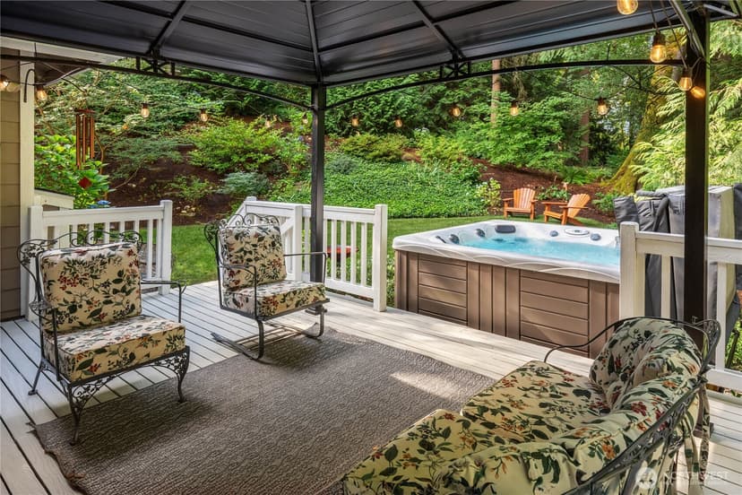 Property photo for 10405 NE 151st Place, Bothell photo 19