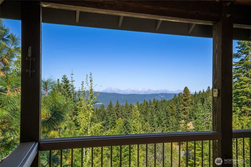 Property photo for 824 Huntrick Drive, Cle Elum photo 2