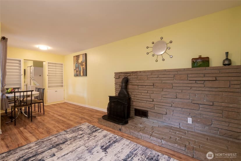 Property photo for 11321 30th Avenue NE, Seattle photo 18