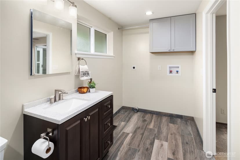 Property photo for 570 SE Andrews Street, Issaquah photo 12