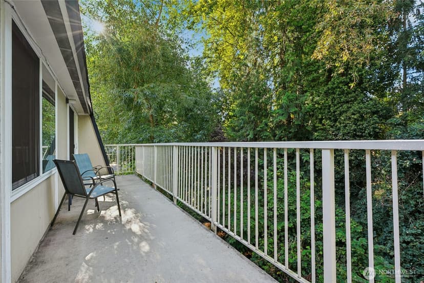 Property photo for 9901 NE 124th Street #504, Kirkland photo 17