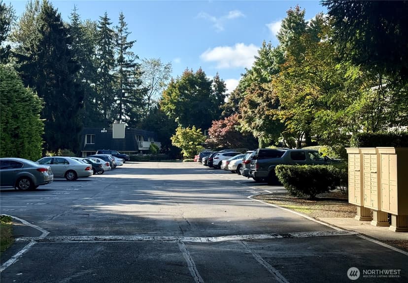 Property photo for 9901 NE 124th Street #504, Kirkland photo 28