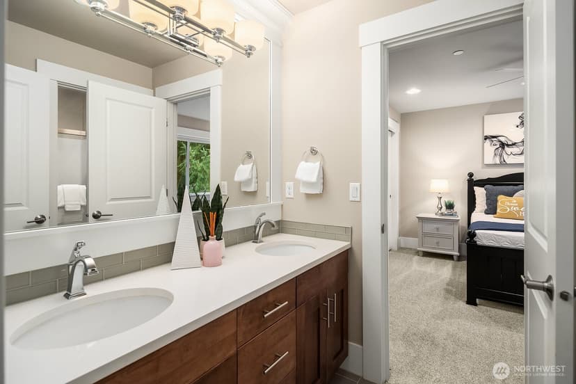 Property photo for 2219 244th Avenue SE, Sammamish photo 25