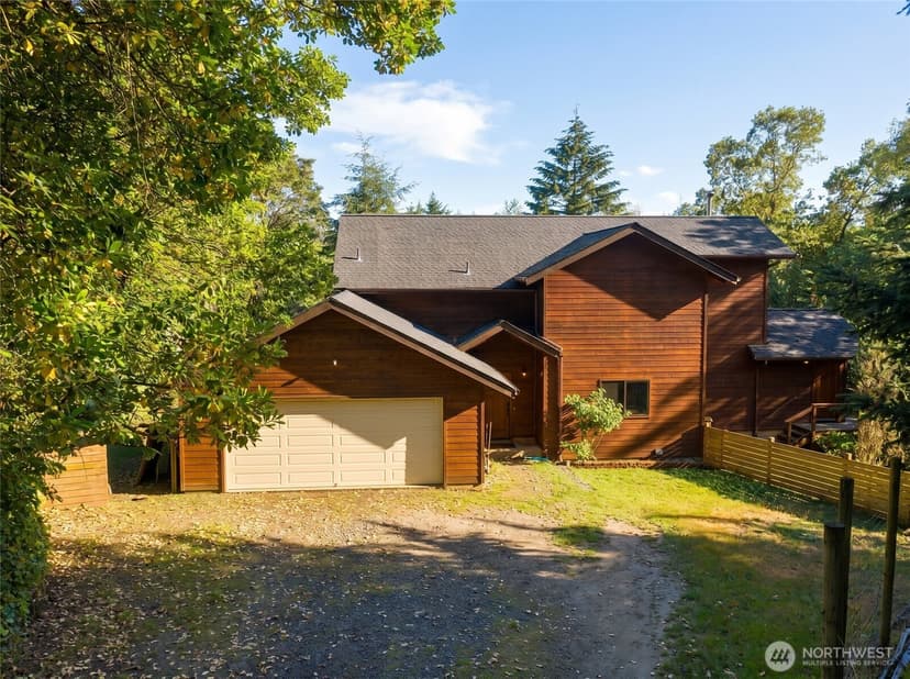 Property photo for 29601 131 Avenue SW, Vashon photo 2