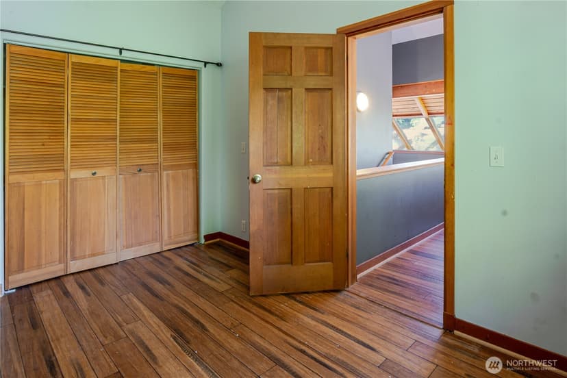 Property photo for 29601 131 Avenue SW, Vashon photo 14
