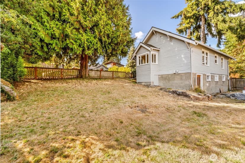 Property photo for 8818 8th Avenue NW, Seattle photo 27
