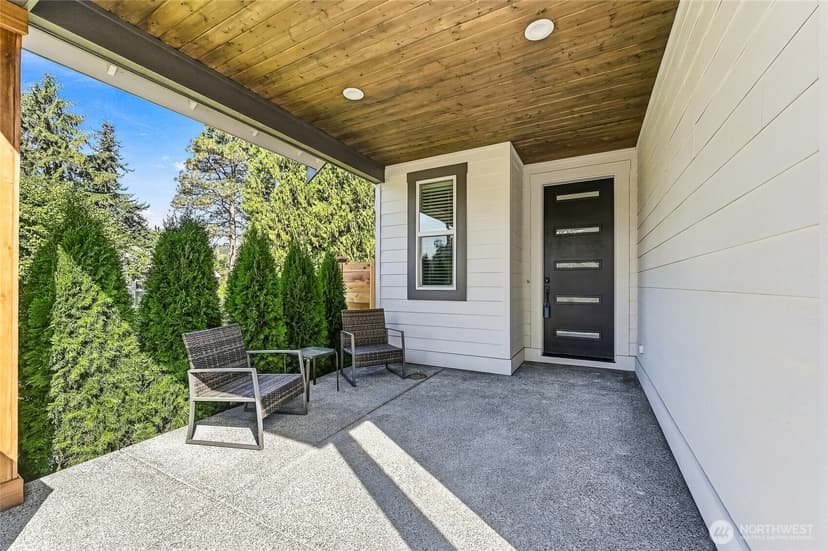Property photo for 12532 50th Place S, Tukwila photo 2