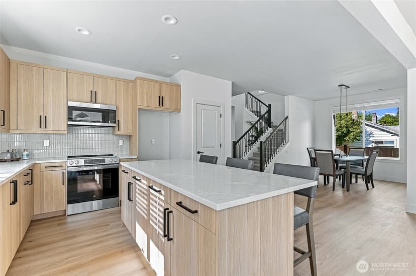 Property photo for 12532 50th Place S, Tukwila photo 9