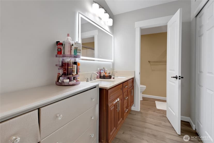 Property photo for 20801 Bonanza Drive E, Bonney Lake photo 15