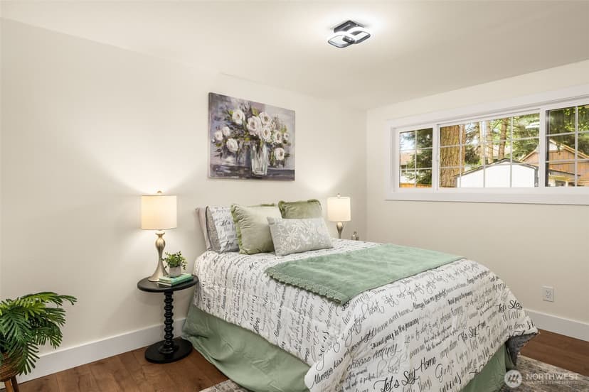 Property photo for 627 166th Avenue NE, Bellevue photo 17