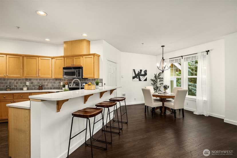 Property photo for 7709 Fairway Avenue SE #203, Snoqualmie photo 6