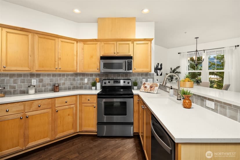 Property photo for 7709 Fairway Avenue SE #203, Snoqualmie photo 7