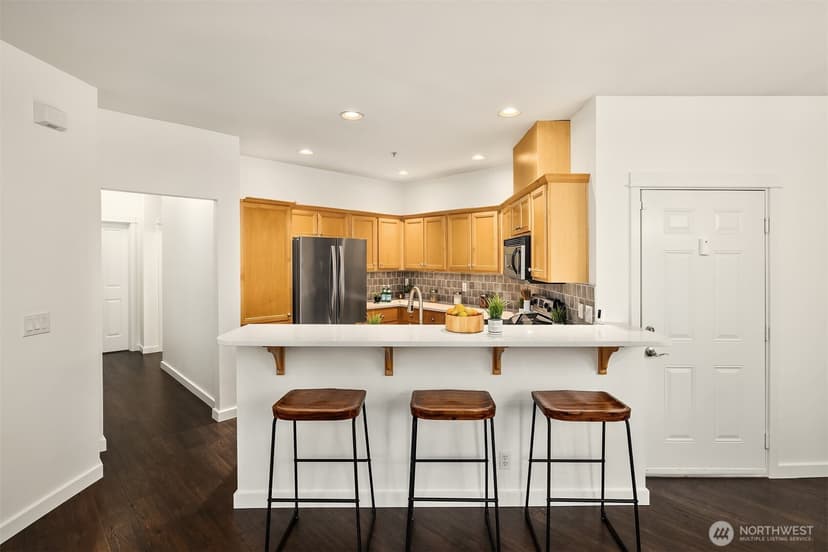 Property photo for 7709 Fairway Avenue SE #203, Snoqualmie photo 9