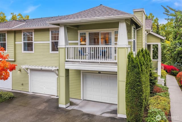 Property photo for 7709 Fairway Avenue SE #203, Snoqualmie photo 3