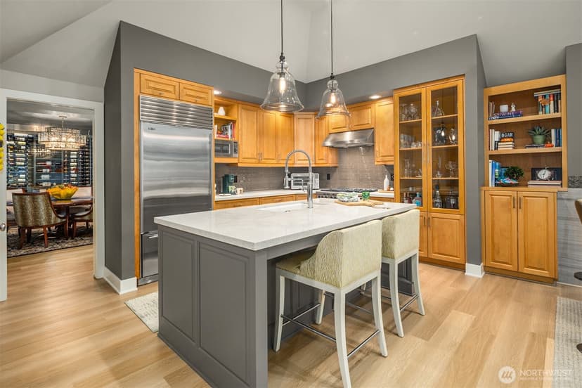 Property photo for 1796 Bellevue Way NE #11, Bellevue photo 14