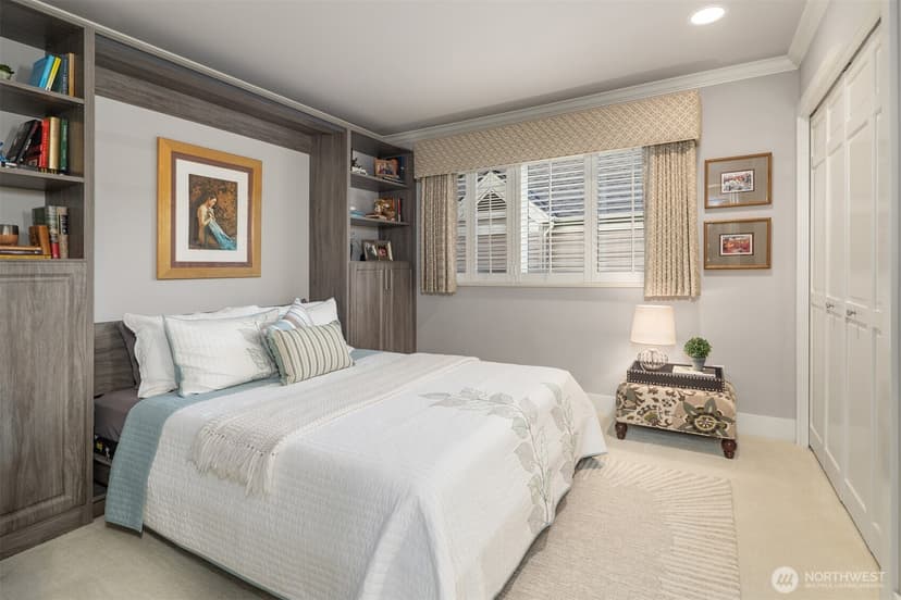 Property photo for 1796 Bellevue Way NE #11, Bellevue photo 27