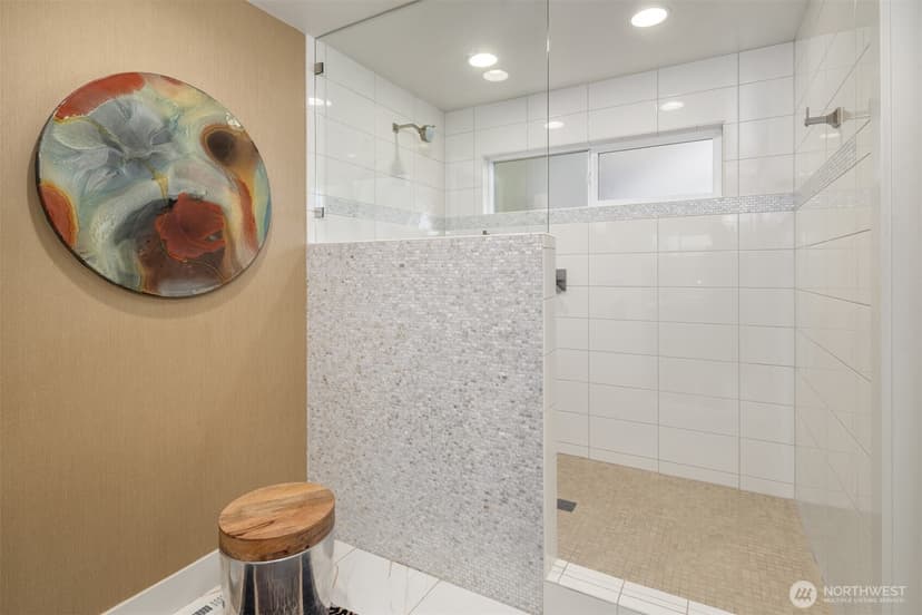 Property photo for 1796 Bellevue Way NE #11, Bellevue photo 23