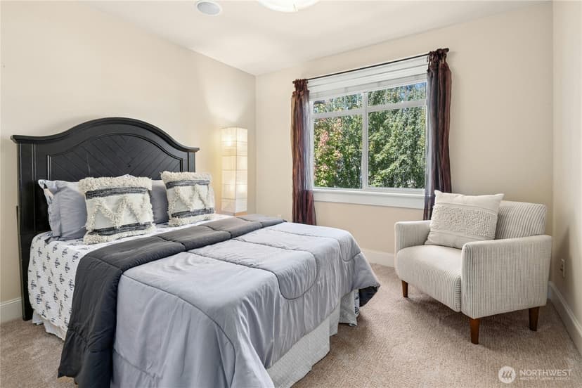 Property photo for 7003 117th Place NE, Kirkland photo 24