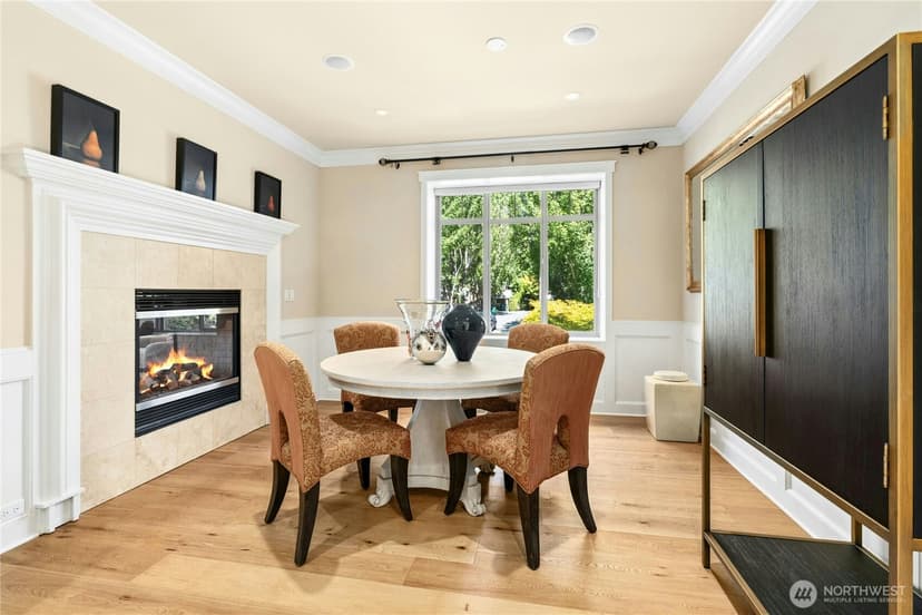 Property photo for 7003 117th Place NE, Kirkland photo 8