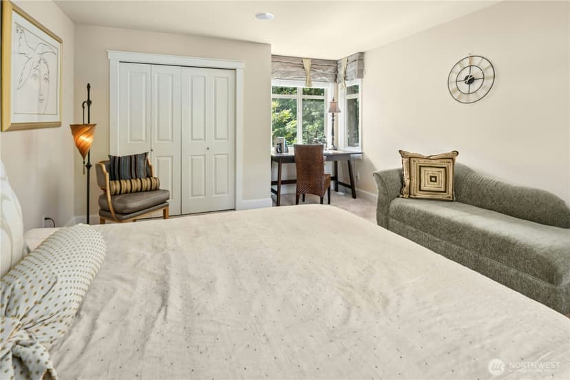Property photo for 7003 117th Place NE, Kirkland photo 22