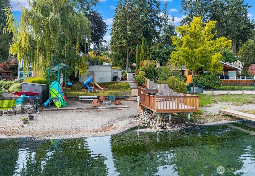 Property photo for 2623 170th Avenue SE, Bellevue photo 40