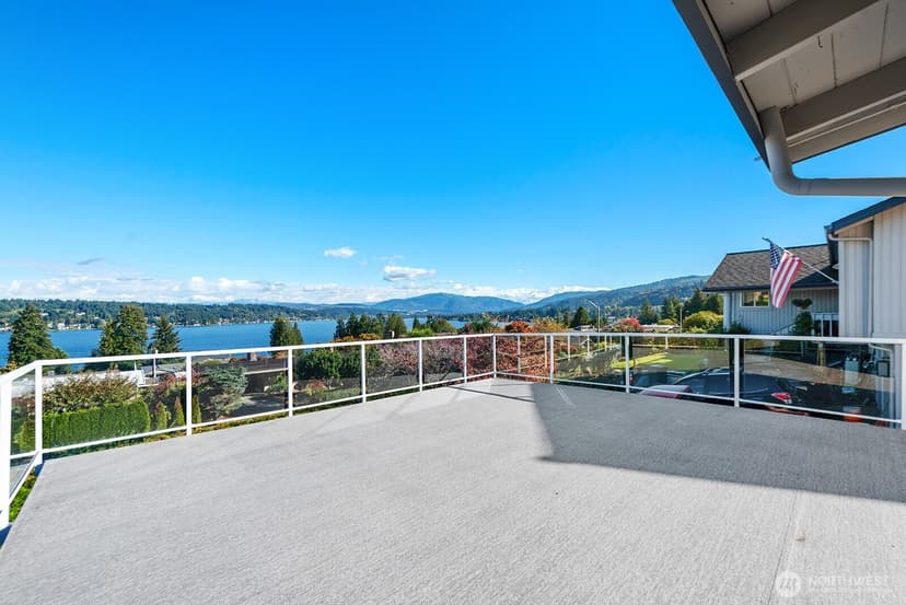 Property photo for 2623 170th Avenue SE, Bellevue photo 12