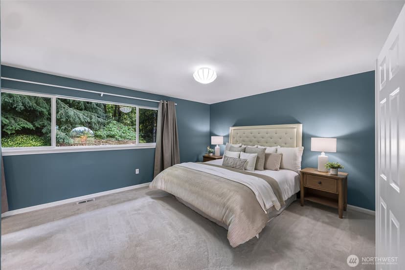 Property photo for 10409 NE 151st Place, Bothell photo 5