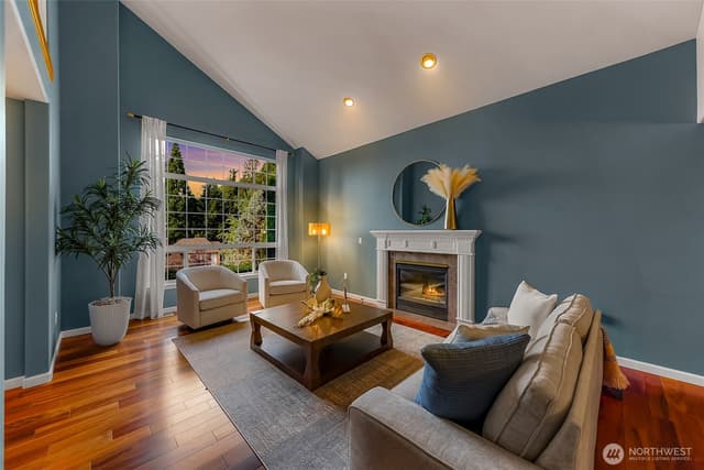 Property photo for 10409 NE 151st Place, Bothell photo 2