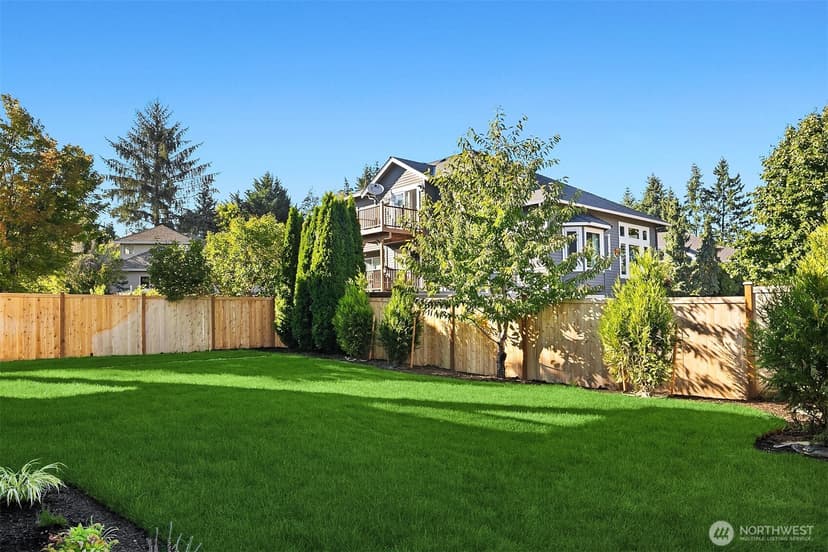 Property photo for 17266 NE 18th Place, Bellevue photo 5