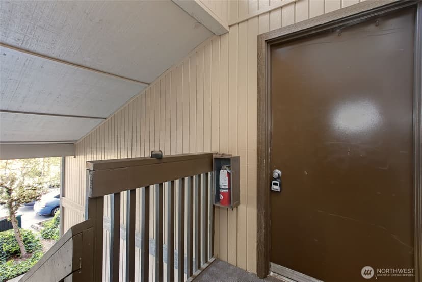 Property photo for 4705 176th Street SW #B6, Lynnwood photo 2