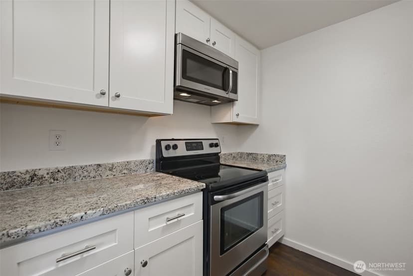 Property photo for 4705 176th Street SW #B6, Lynnwood photo 21