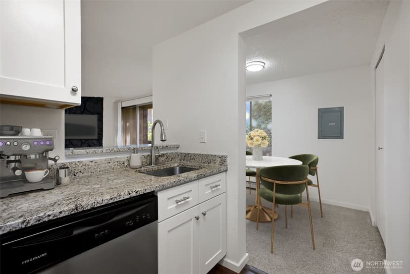 Property photo for 4705 176th Street SW #B6, Lynnwood photo 9