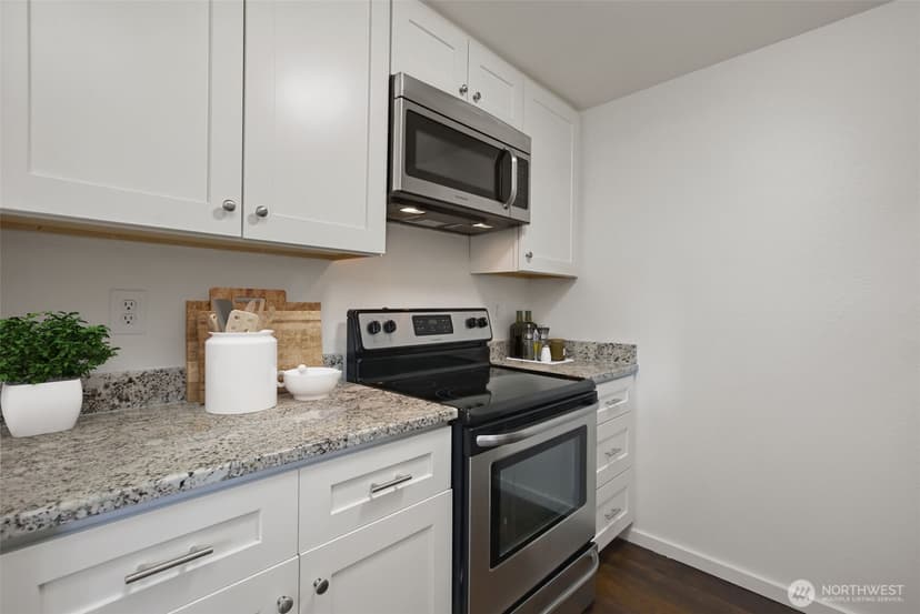 Property photo for 4705 176th Street SW #B6, Lynnwood photo 8