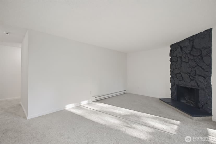 Property photo for 4705 176th Street SW #B6, Lynnwood photo 18