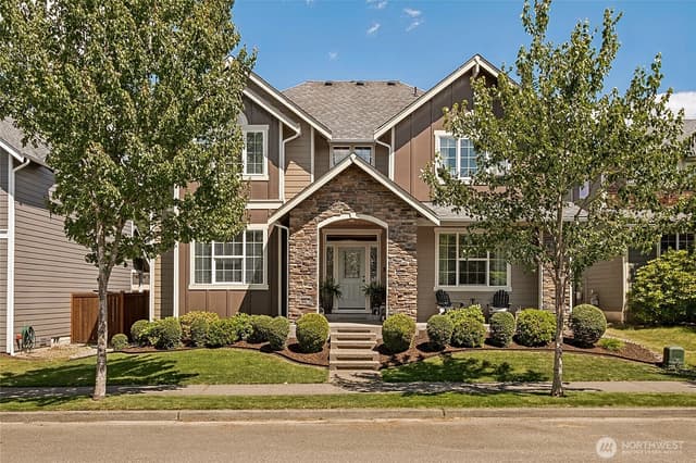 Property photo for 1670 Eagles Nest Place SE, North Bend