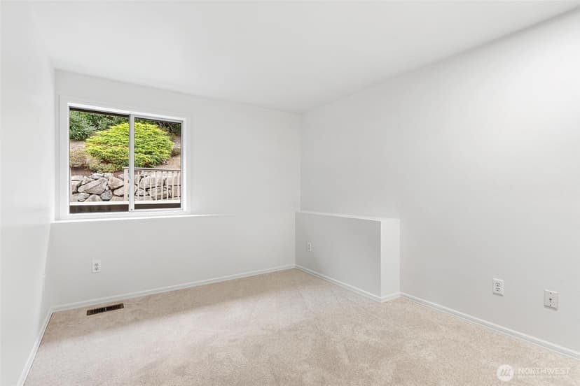 Property photo for 17105 76th Avenue W, Edmonds photo 16
