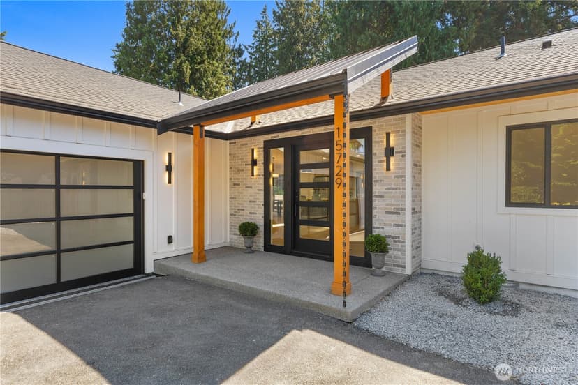 Property photo for 15729 Larch Way, Lynnwood photo 6